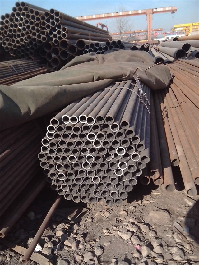 玉树小口径无缝钢管