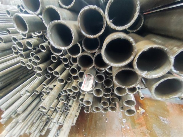 玉树大口径精密无缝钢管