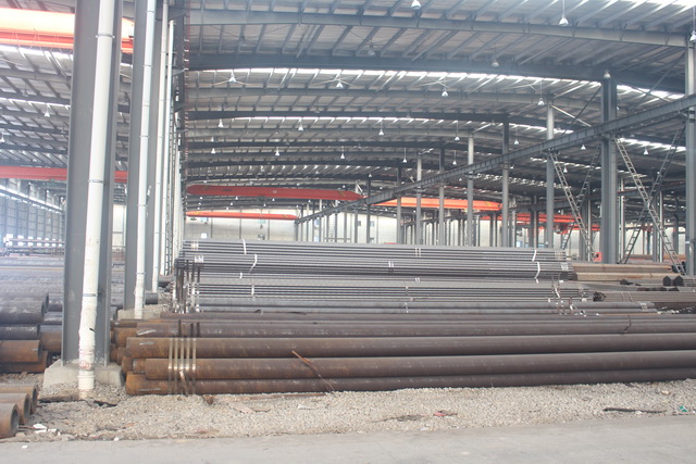 玉树厚壁小口径无缝钢管