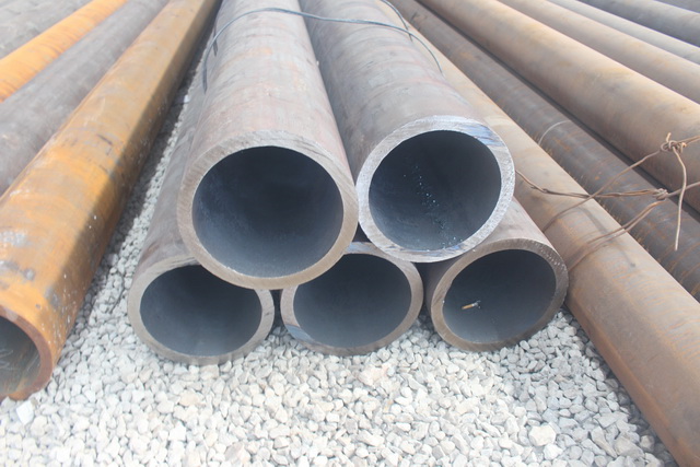 玉树大口径壁厚无缝钢管