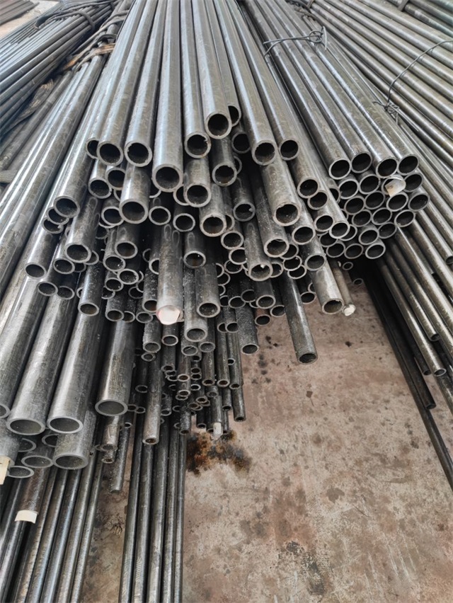 玉树16mn精密无缝钢管