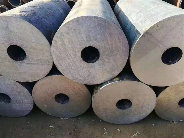 玉树厚壁热轧无缝钢管